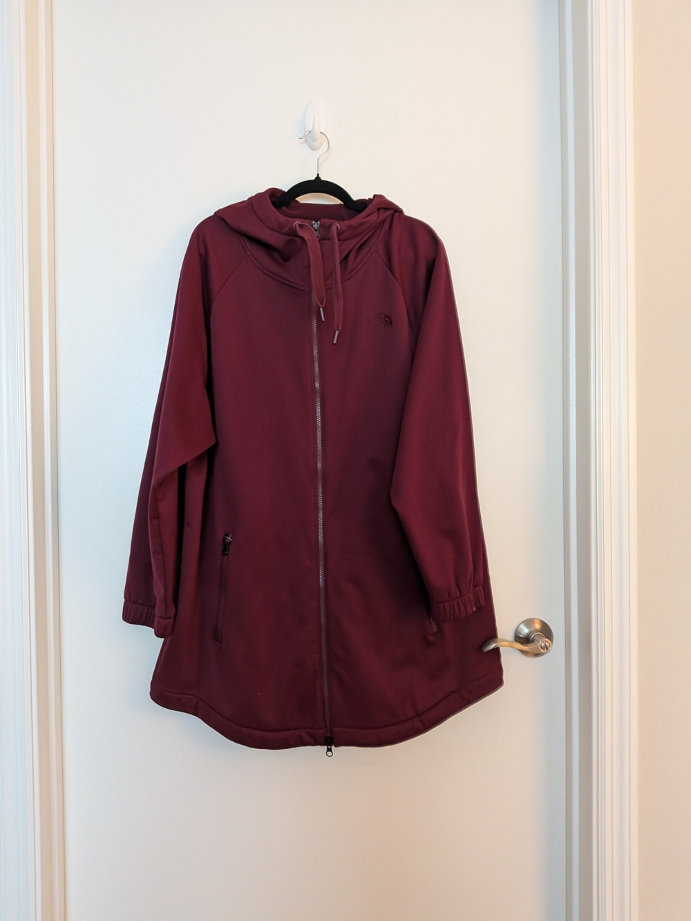THE NORTH FACE - Long Zip Hoodie - Maroon
